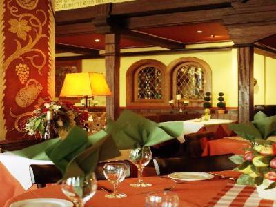 רודסהיים אם ריין Hotel Lindenwirt מראה חיצוני תמונה