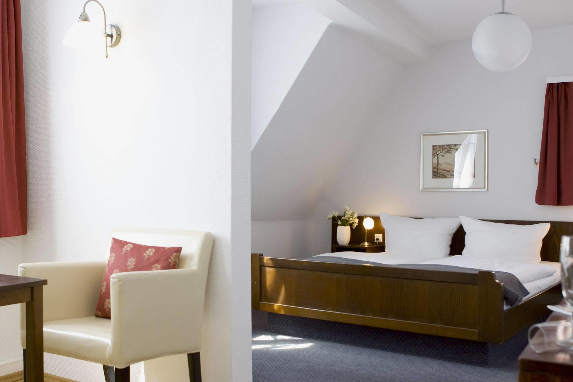 רודסהיים אם ריין Hotel Lindenwirt מראה חיצוני תמונה